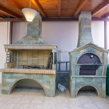 Tree House Apartamento Calamata
